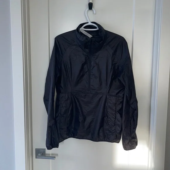 Lululemon jacket - Picture 1 of 3